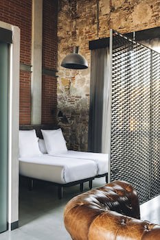 Barcelona Apartment Republica