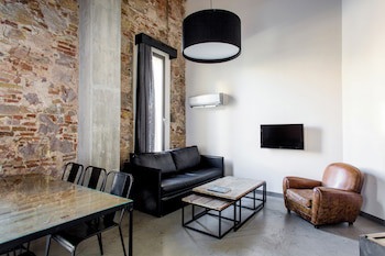 Barcelona Apartment Republica
