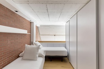Barcelona Apartment Republica