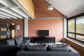 Barcelona Apartment Republica