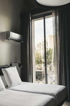 Barcelona Apartment Republica