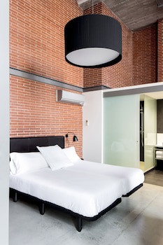 Barcelona Apartment Republica