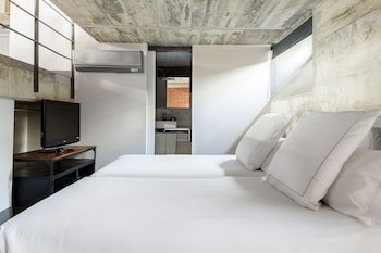 Barcelona Apartment Republica