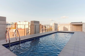 Barcelona Apartment Republica