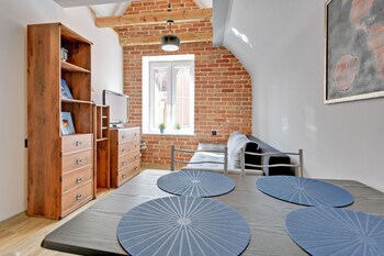 Apartinfo Old Town Apartments