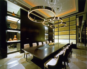 Doubletree By Hilton Hotel Naha