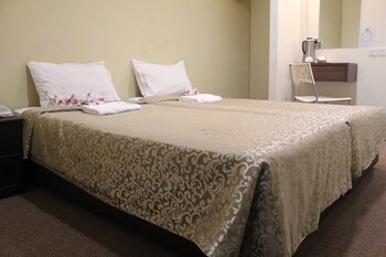 Grand Inn