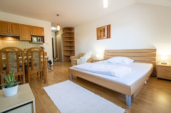 Fatrapark 2 Apartments