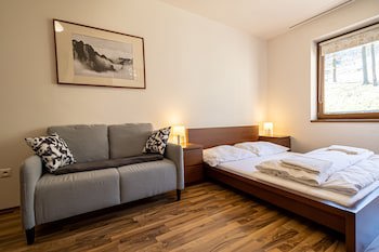 Fatrapark 2 Apartments