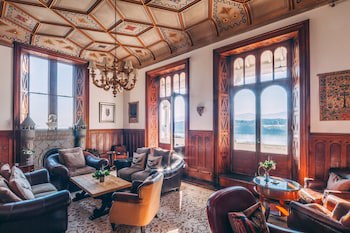 Chateau Rhianfa