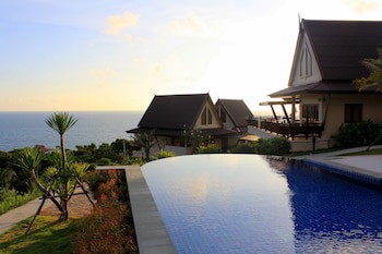 Baan Kantiang See Villas (2 Bedroom Villas)