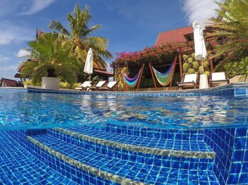 Baan Kantiang See Villas (2 Bedroom Villas)