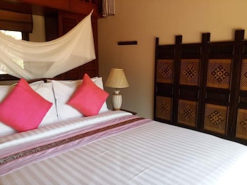 Baan Kantiang See Villas (2 Bedroom Villas)