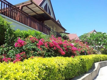 Baan Kantiang See Villas (2 Bedroom Villas)