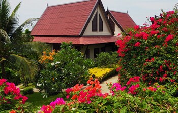 Baan Kantiang See Villas (2 Bedroom Villas)
