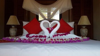 Baan Kantiang See Villas (2 Bedroom Villas)