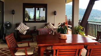 Baan Kantiang See Villas (2 Bedroom Villas)