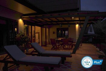 Baan Kantiang See Villas (2 Bedroom Villas)