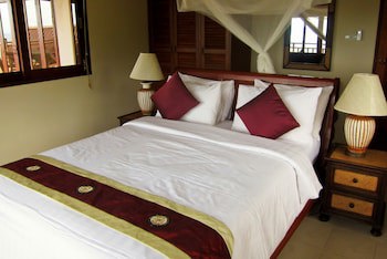 Baan Kantiang See Villas (2 Bedroom Villas)
