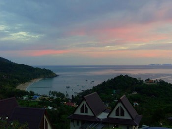 Baan Kantiang See Villas (2 Bedroom Villas)