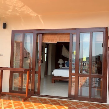 Baan Kantiang See Villas (2 Bedroom Villas)