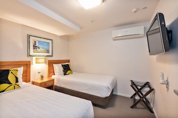Alexander Inn