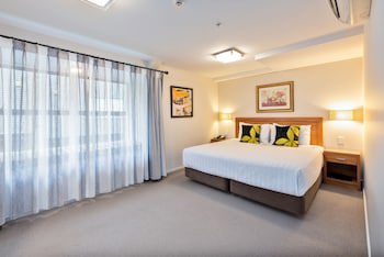 Alexander Inn