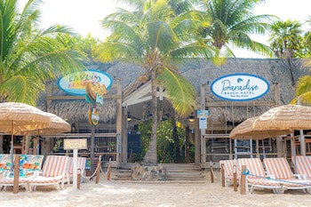 Paradise Beach Hotel & Resort