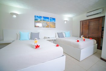 Paradise Beach Hotel & Resort