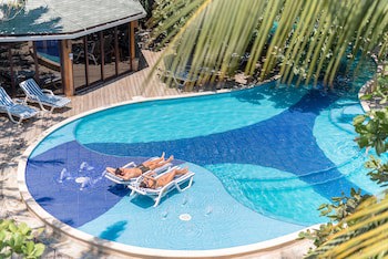 Paradise Beach Hotel & Resort
