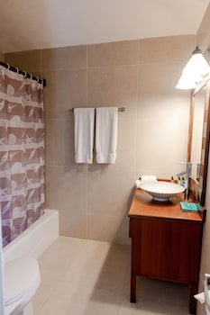 Paradise Beach Hotel & Resort