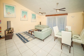 Paradise Beach Hotel & Resort