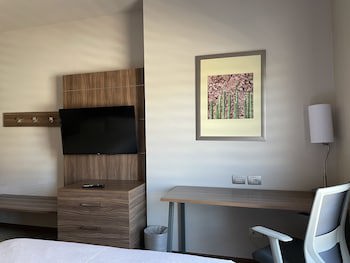 Holiday Inn Express Guaymas, An Ihg Hotel