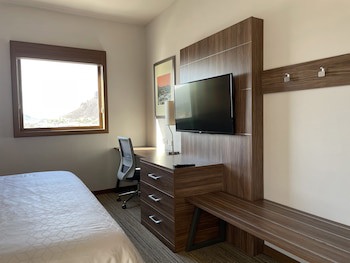 Holiday Inn Express Guaymas, An Ihg Hotel