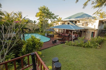 The Samoan Outrigger Hotel