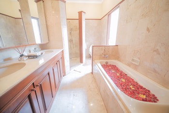 Bali Diamond Villas