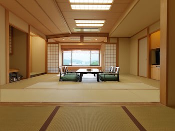 Akan Yuku No Sato Tsuruga