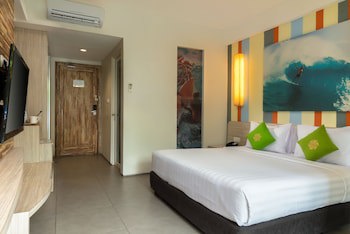 Bliss Surfer Hotel By Tritama Hospitality