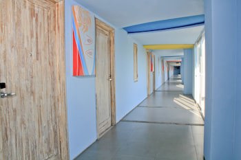 Bliss Surfer Hotel By Tritama Hospitality