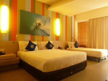 Bliss Surfer Hotel By Tritama Hospitality