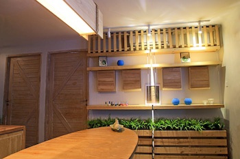 Bliss Surfer Hotel By Tritama Hospitality