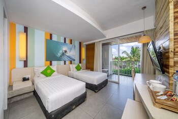 Bliss Surfer Hotel By Tritama Hospitality