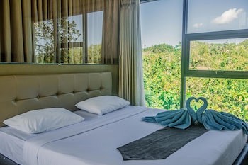 Bombora Surf Camp