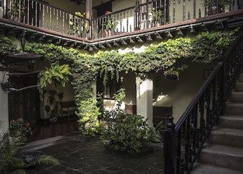 Hotel Museo Mayan Inn De Guatemala