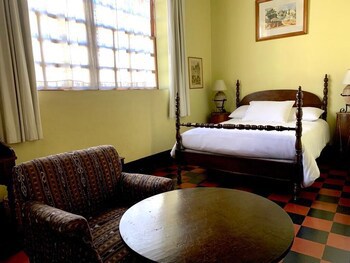 Hotel Museo Mayan Inn De Guatemala