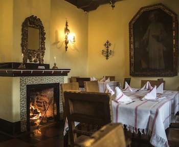 Hotel Museo Mayan Inn De Guatemala