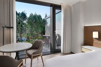 Ac Hotel By Marriott Seoul Gangnam