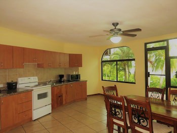Flamingo Marina Resort