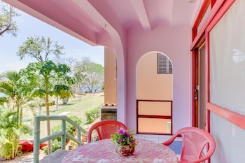Flamingo Marina Resort