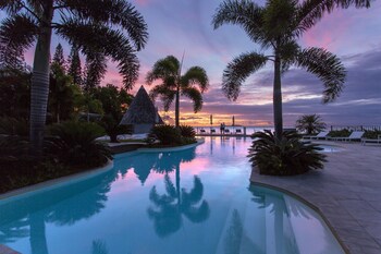 Chateau Royal Beach Resort And Spa